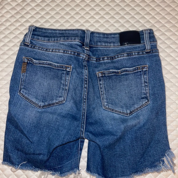 PAIGE shorts - Picture 6 of 9